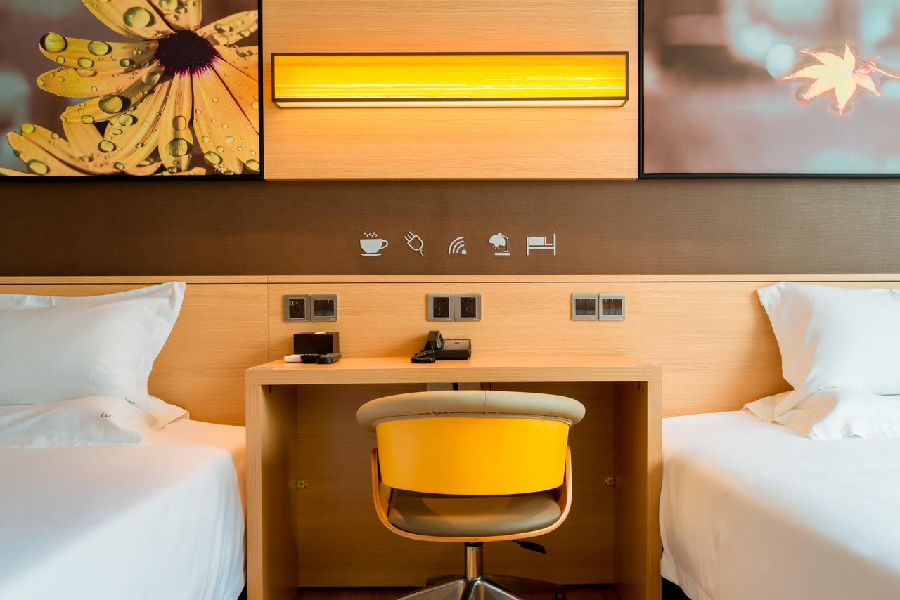 Iu Hotel Shenyang Railway Station Sk Transfer Center Εξωτερικό φωτογραφία